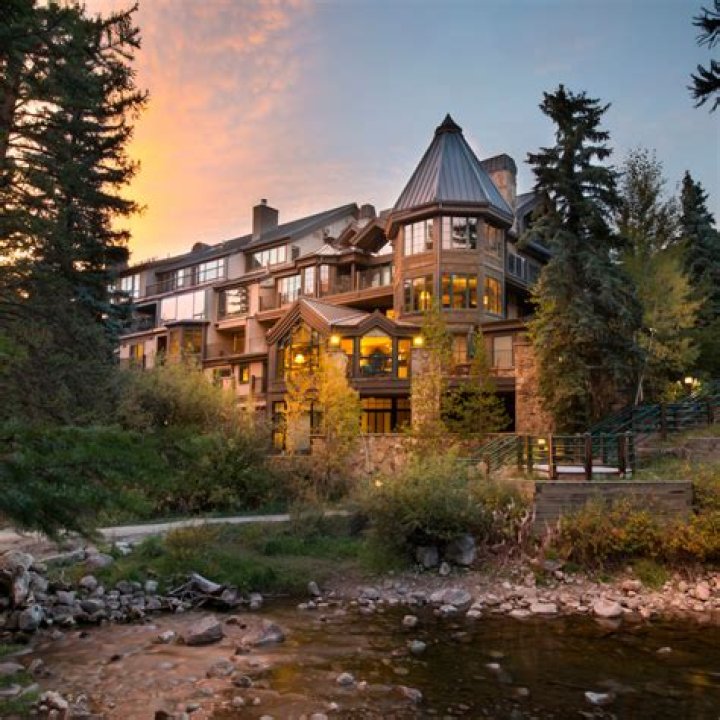 Discovering Your Penchod: A Unique Retreat at La Conner Channel Lodge